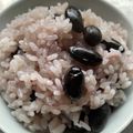 ゆきちのすけ♪♪♪'s cooksnap of when they made たっぷり煎って香ばしい♪黒豆ご飯おこわ風.