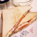 ☆とらねこトラちゃん's cooksnap of when they made ベーコンエッグのサンドイッチ.