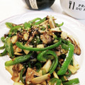 クックE662AA☆'s cooksnap of when they made コク旨！舞茸とピーマンのバター塩昆布炒め.