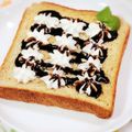 ふうはっちゃん's cooksnap of when they made チョコ&クリームのデザートトースト.