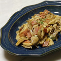 ぺとちゃんち's cooksnap of when they made 舞茸とカマンベールチーズの簡単炒め.