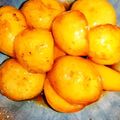 アルクックママ's cooksnap of when they made 新ジャガの季節。少し小さめは煮っ転がしに.