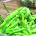 kokakokko's cooksnap of when they made ★簡単で美味い！かぶの葉のにんにく炒め★.