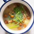 ありみりん♡'s cooksnap of when they made 豆腐となめこと三つ葉の味噌汁.