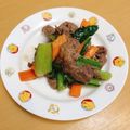 ★ぴよぴよ501★'s cooksnap of when they made 牛肉と小松菜のにんにく醤油炒め.
