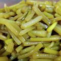 ゆうりママ's cooksnap of when they made つわぶき 灰汁抜き処理・ツルツル皮むき.