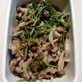 ウシ美's cooksnap of when they made 豆苗キノコ豚肉の柚子胡椒蒸し焼き.