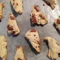 ももぴあ's cooksnap of when they made 【簡単・おやつ】シンプルチョコスコーン.