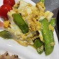 わたるんママ's cooksnap of when they made シーチキンとスナップエンドウの卵炒め.