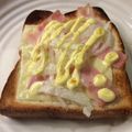 ベティ３'s cooksnap of when they made 新玉ねぎとベーコン☆トースト.