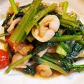 kyuko☆'s cooksnap of when they made シーフードミックスと小松菜のカレー炒め.