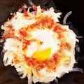 ゆぅゆぅ0401's cooksnap of when they made 簡単！新玉ねぎの温玉おかかサラダ.