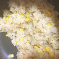 クックLFH8T9☆'s cooksnap of when they made 簡単ツナ缶とコーン缶の和風炊き込みご飯.