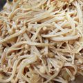 黒豆さん。's cooksnap of when they made ❤レンジで簡単❤えのきの豆板醤和え.