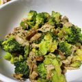 Sa〜ちゃん's cooksnap of when they made ✿ブロッコリーと豚肉のにんにく醤油炒め✿.