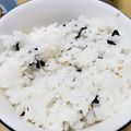 ぽち2号's cooksnap of when they made 給食の味！わかめご飯☆.