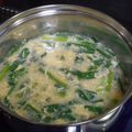 きゃべつ山盛り's cooksnap of when they made 子供も大好き・ニラと卵のお味噌汁.