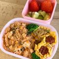 mikko6's cooksnap of when they made お弁当(キャラ弁)にウインナーと卵でお花.