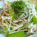 でかおちば's cooksnap of when they made お宿メニューを再現。蕎麦サラダ.