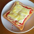 りよんじゃ's cooksnap of when they made ケチャ味♪ハムチーズのトースト.