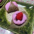 clover♡3's cooksnap of when they made 苺入り桜もち(チューリップ型).