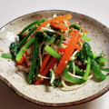 気まぐれ♡雨おんな's cooksnap of when they made えのきをプラス☆ほうれん草と人参のナムル.