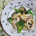 mmameco's cooksnap of when they made イカと夏野菜の塩レモン炒め.