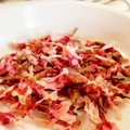 よしよしのキッチン☆'s cooksnap of when they made ソメイヨシノで…桜の塩漬け.