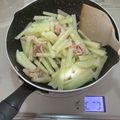 ミアンミアン's cooksnap of when they made 豚小間とゴボウの豪華なきんぴら.