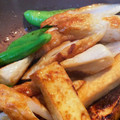 よっちゃんせっちゃん's cooksnap of when they made 厚揚げとスナップエンドウのバター炒め.