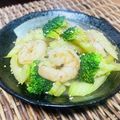料理男子部🍻's cooksnap of when they made えびとブロッコリーとセロリ炒め.