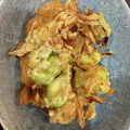 bonnet's cooksnap of when they made 春レシピ♪そら豆と新玉とエビのかき揚げ.