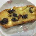 ゆいまーるん's cooksnap of when they made 簡単♪プルーンとクリチのパウンドケーキ.