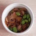 アクセル☆'s cooksnap of when they made 枝豆とマッシュルーム のバター醤油炒め.