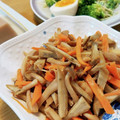 τомоко's cooksnap of when they made ごぼうときのこの中華風マリネ【作りおき】.