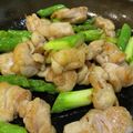 ぱちぱちの日's cooksnap of when they made 鶏肉とアスパラガスのレモン炒め.