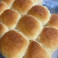 りょっっっぽん's cooksnap of when they made シンプル ミルクちぎりパン.