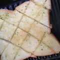 葉月優希's cooksnap of when they made 我が家のガーリックトースト.