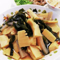 クックE662AA☆'s cooksnap of when they made ワカメと筍の煮物.