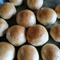 ももらっと's cooksnap of when they made HBで、しっとり生クリームプチパン.