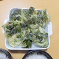 よちりん's cooksnap of when they made 春のお楽しみ♡生わかめと新玉葱の天婦羅.