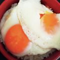 とっとっ豚's cooksnap of when they made 目玉焼き丼！！.