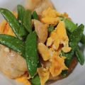 TaniYuri's cooksnap of when they made スナップえんどうと鶏むね肉の塩炒め.