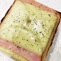 さおりらっくま's cooksnap of when they made ✿スパイシー☆ハムチーズトースト✿.