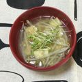 おはなすき's cooksnap of when they made もやし 油揚げブロッコリーの新芽 味噌汁.