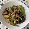 ヌーシ's cooksnap of when they made 茄子とスナップエンドウの胡麻味噌炒め.