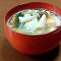 チコリママ's cooksnap of when they made 食材3つ♪キノコの卵とじ雑煮.