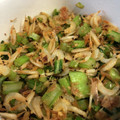 yossheep's cooksnap of when they made すぐできる！桜えびとカブの葉のふりかけ.