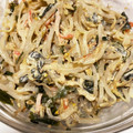 miobon's cooksnap of when they made 簡単！旨い！もやしとわかめのスタミナ和え.