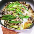 ☆はなちゃん☆☆'s cooksnap of when they made フライパンで豚肉とゴボウの柳川風鍋.